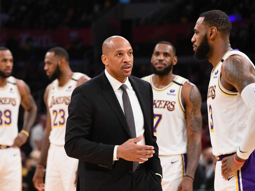 罗马诺：阿隆索加盟皇马执教一事接近尾声，即将官宣